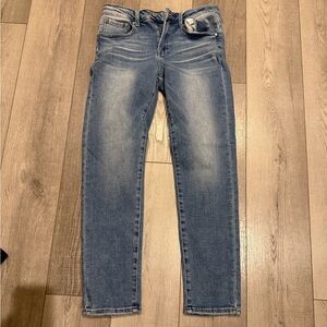 Risen Los Angeles light washed Blue Jeans 7/28 NWT